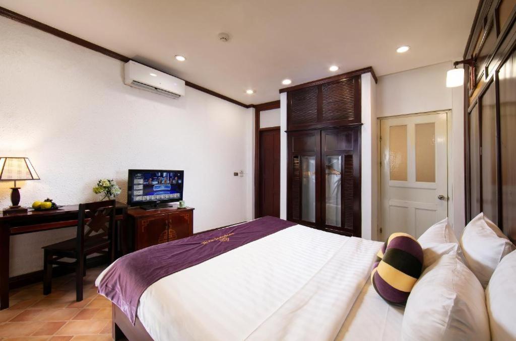 Impressive Boutique Hotel Ханой Екстериор снимка