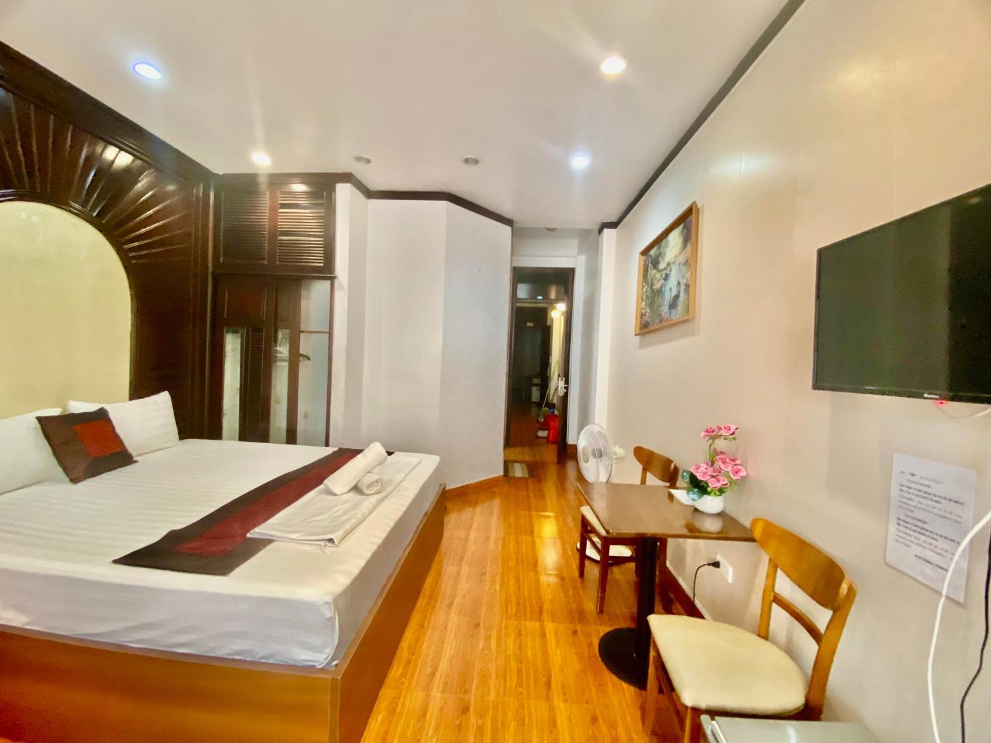 Impressive Boutique Hotel Ханой Екстериор снимка